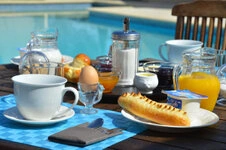 breakfast-sud-france.jpg